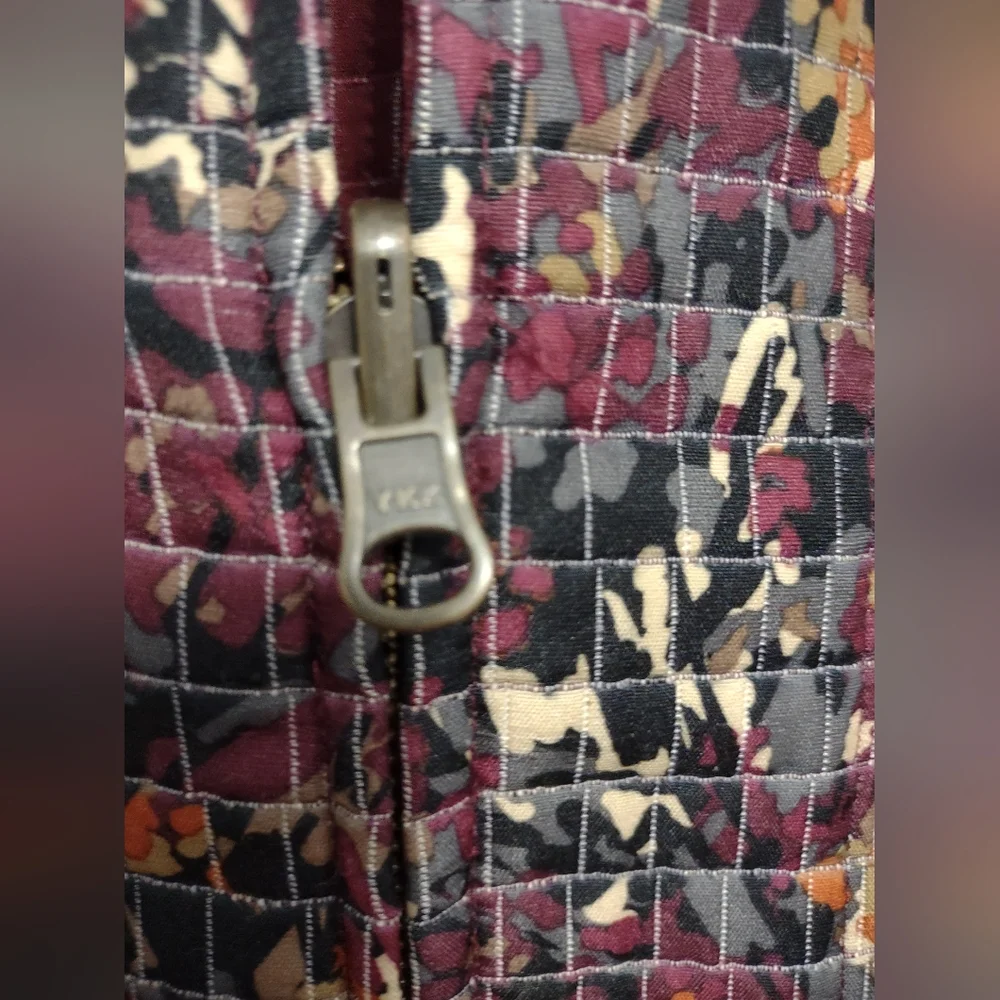 Multi Pattern Vest(M)*** - Picture 3 of 8
